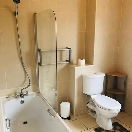 Townhouse Clifden: Located In The Heart Of Connemara *