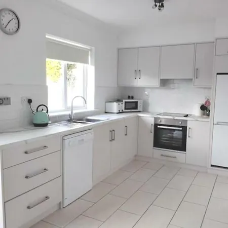 Holiday home Townhouse Clifden: Located In The Heart Of Connemara