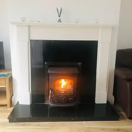 Townhouse Clifden: Located In The Heart Of Connemara Ferienhaus *